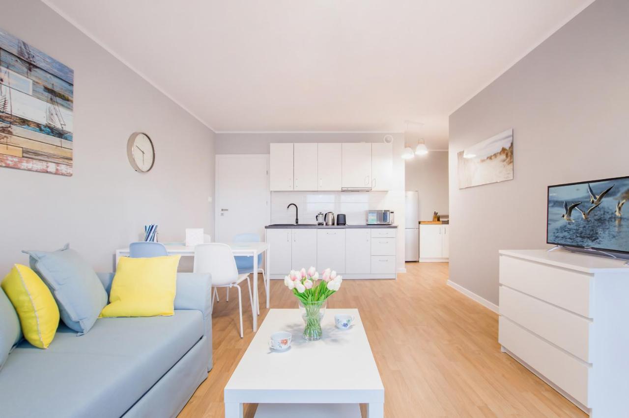 Apartments Gdynia Na Fali With Free Parking By Noclegi Renters Exterior photo